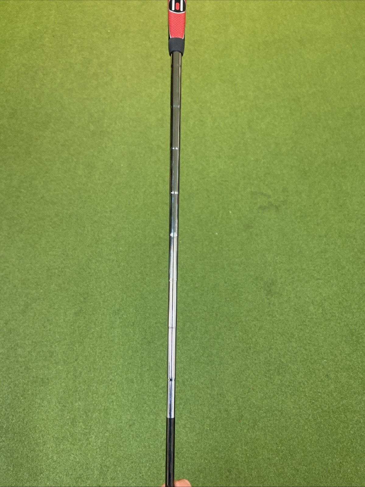 RH SeeMore Model B 35” Center Shaft Putter Black - Image 8