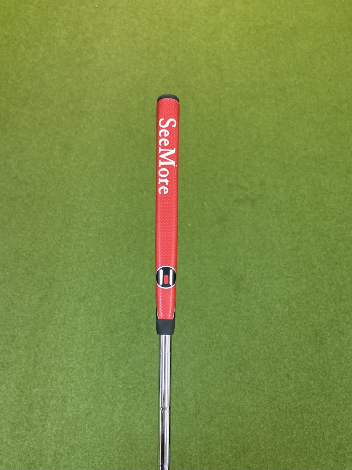 RH SeeMore Model B 35” Center Shaft Putter Black - Image 9