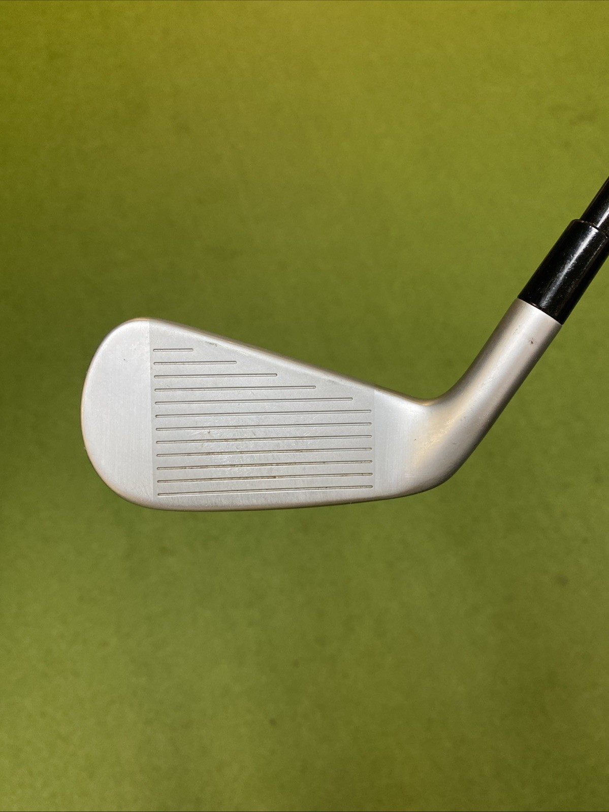 RH TaylorMade P-DHY 18* 2-Iron Tour AD VF 85g Stiff Flex Graphite - Image 5