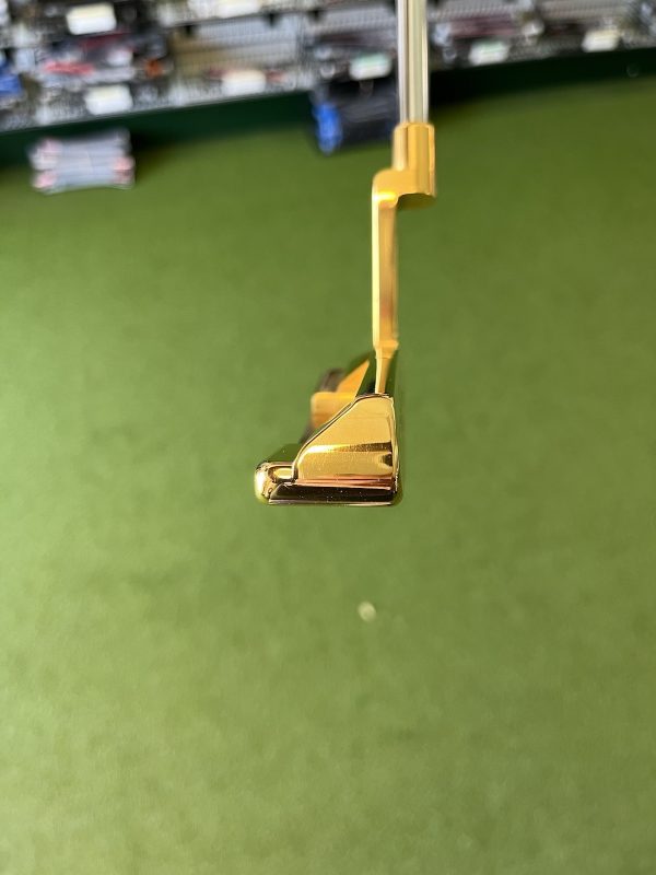 Scotty Cameron Circle T Tiger Woods Newport 2 Putter - Image 5