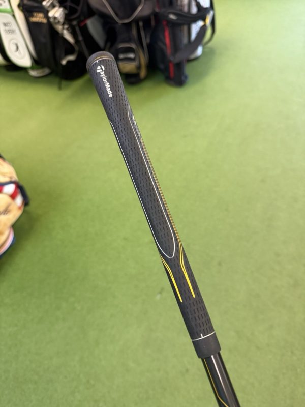 Taylormade RBZ Stage 2 4 Hybrid 22° M-flex Shaft Right Handed - Image 11