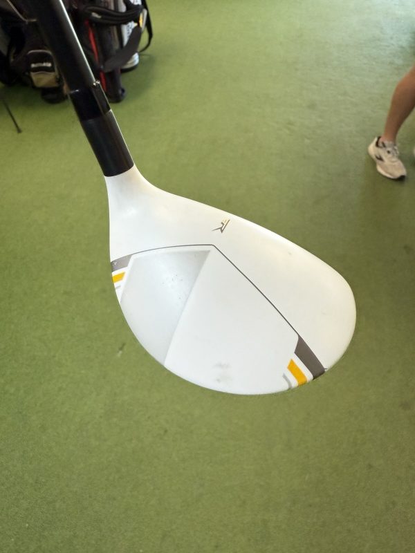 Taylormade RBZ Stage 2 4 Hybrid 22° M-flex Shaft Right Handed - Image 8