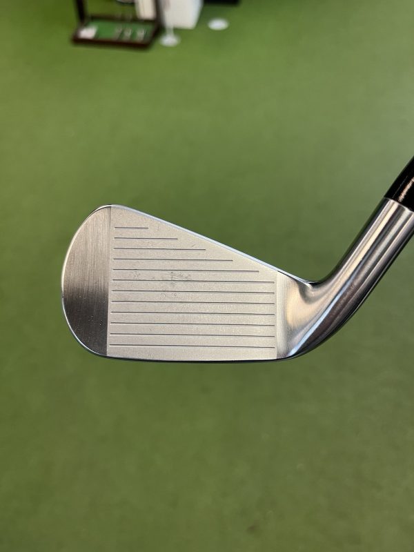Titleist 718 T-MB 4 Iron DG Mid X100 - Image 4