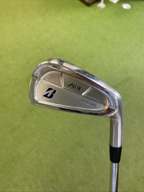 Used RH Bridgestone JGR Iron Set 5-PW-GW True Temper XP 95g S300 Steel - Image 3