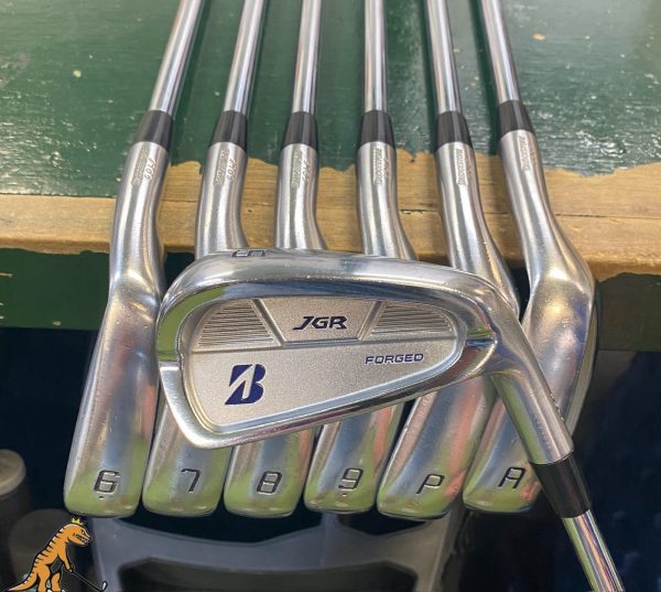 Used RH Bridgestone JGR Iron Set 5-PW-GW True Temper XP 95g S300 Steel
