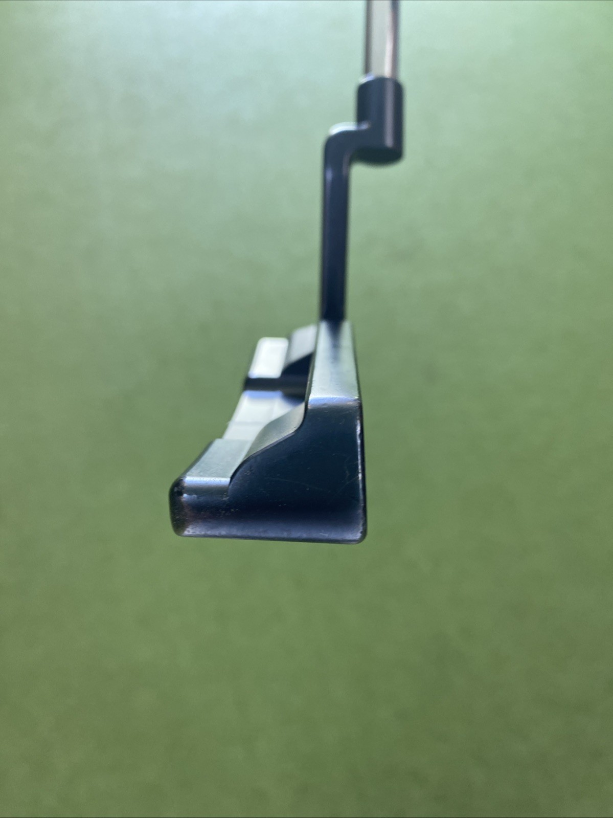 Used RH Odyssey Ai-One Milled Two T CH 36” Blade Putter - Image 5