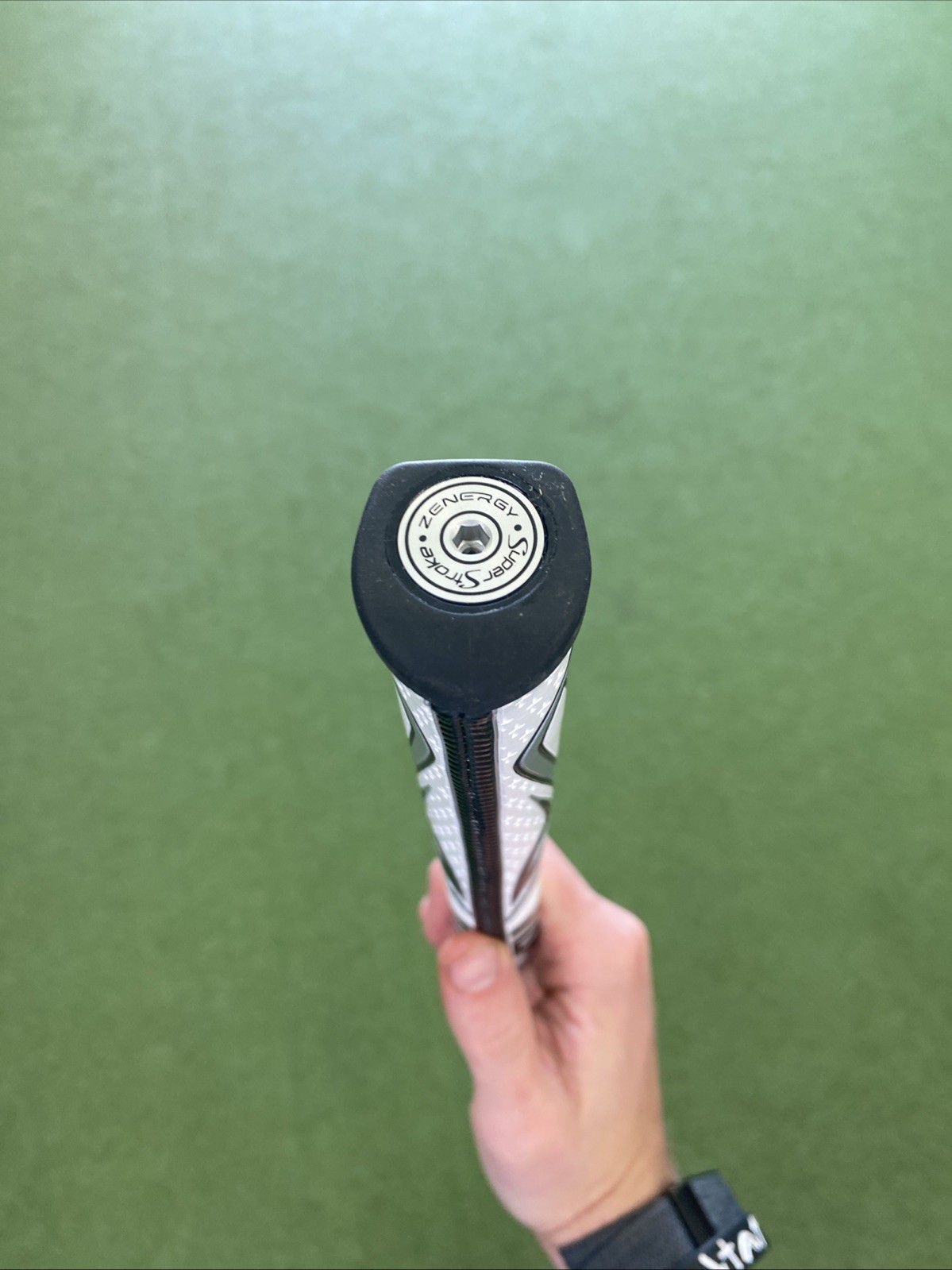 Used RH Odyssey Ai-One Milled Two T CH 36” Blade Putter - Image 10