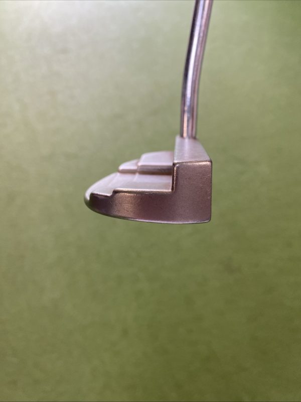 Used RH Ping Piper G2i Black Dot 35” Putter - Image 5
