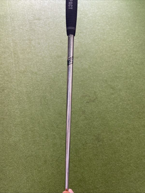 Used RH Ping Piper G2i Black Dot 35” Putter - Image 8
