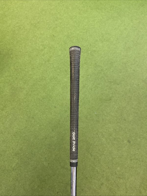 Used RH TaylorMade Burner 2.0 Black Iron Set 6-PW 85g Stiff Flex Steel - Image 15