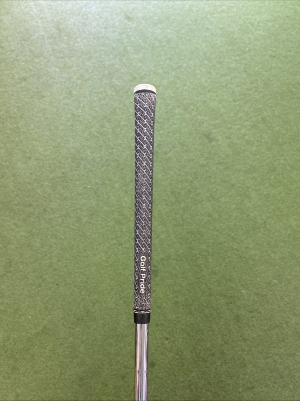 Used RH TaylorMade P790 Forged 4 Iron NS Pro 950GH Stiff Steel