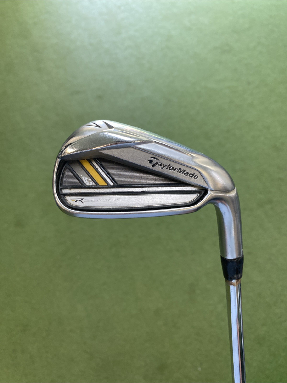 Used RH TaylorMade R Bladez Iron Set 7-PW Rocketfuel 85g Steel Regular Flex - Image 3