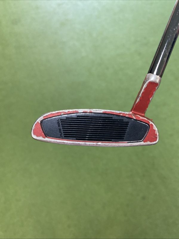 Used RH TaylorMade Spider Tour Red 34” Mallet Putter