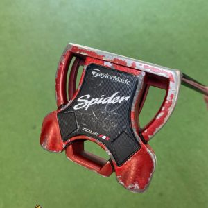 Used RH TaylorMade Spider Tour Red 34” Mallet Putter