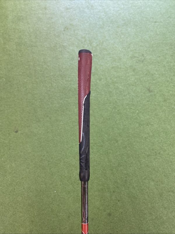 Used RH TaylorMade Spider Tour Red 34” Mallet Putter