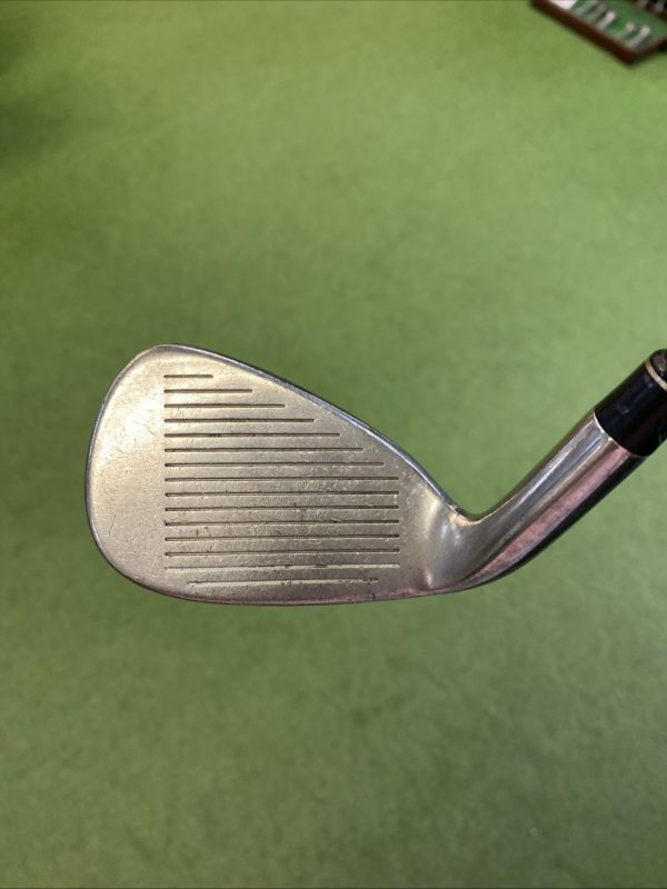 Used RH TaylorMade r7 Draw Iron Set 5-PW Reax 55g Graphite Regular Flex