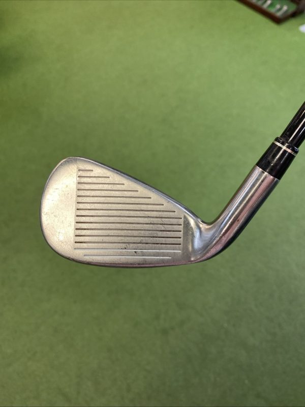 Used RH TaylorMade r7 Draw Iron Set 5-PW Reax 55g Graphite Regular Flex