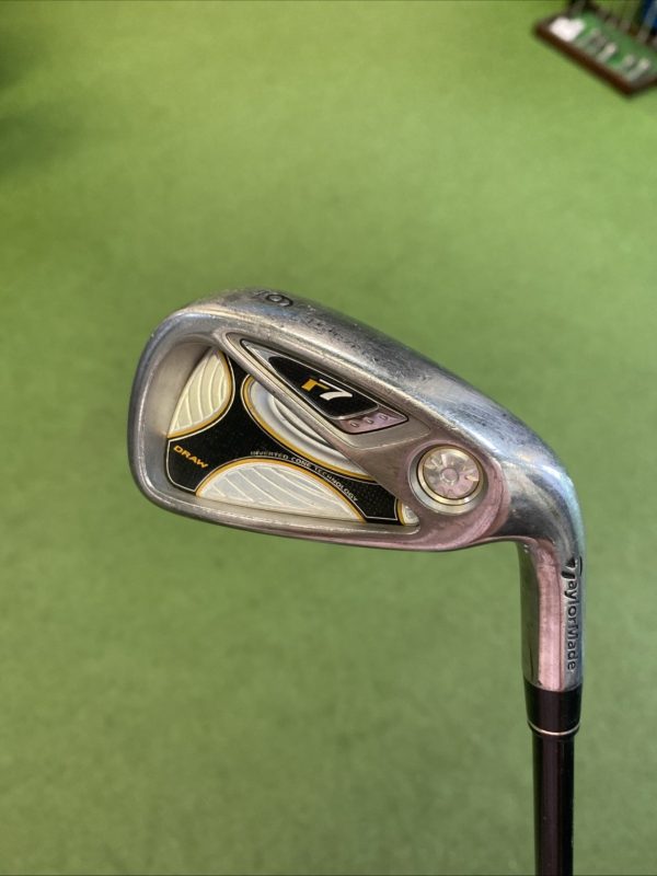 Used RH TaylorMade r7 Draw Iron Set 5-PW Reax 55g Graphite Regular Flex