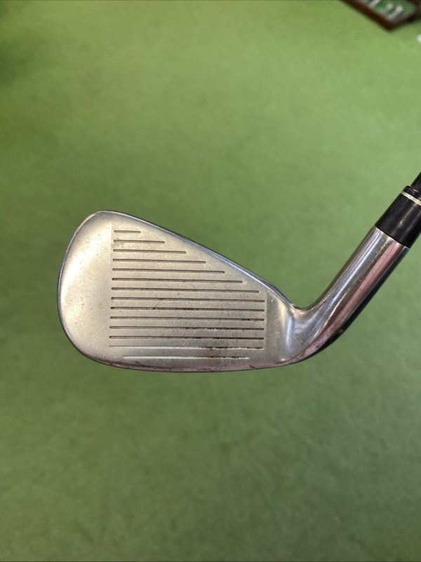 Used RH TaylorMade r7 Draw Iron Set 5-PW Reax 55g Graphite Regular Flex