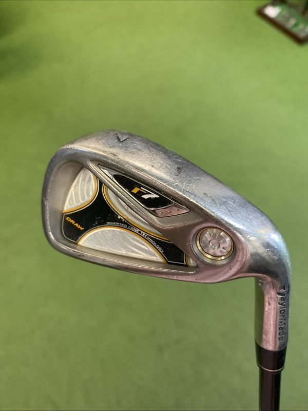 Used RH TaylorMade r7 Draw Iron Set 5-PW Reax 55g Graphite Regular Flex