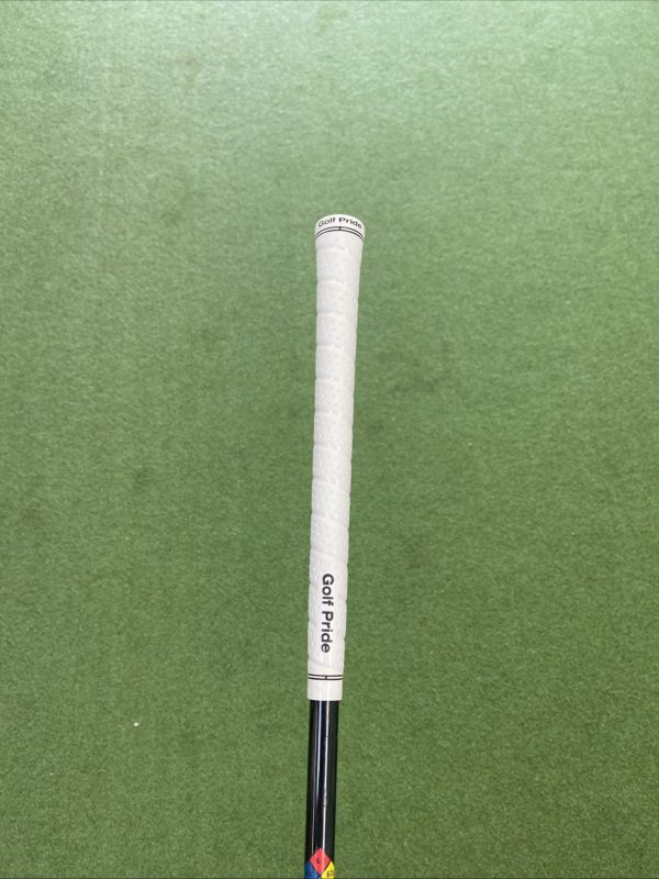 Used RH Titleist TSi4 9* Driver HZRDUS RDX Smoke 60g Graphite Stiff - Image 9