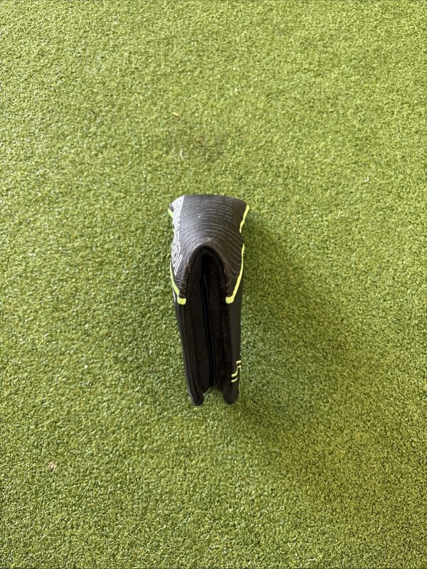 Bettinardi-Studio-Stock-Blade-Putter-Cover-Black-357445266667-3