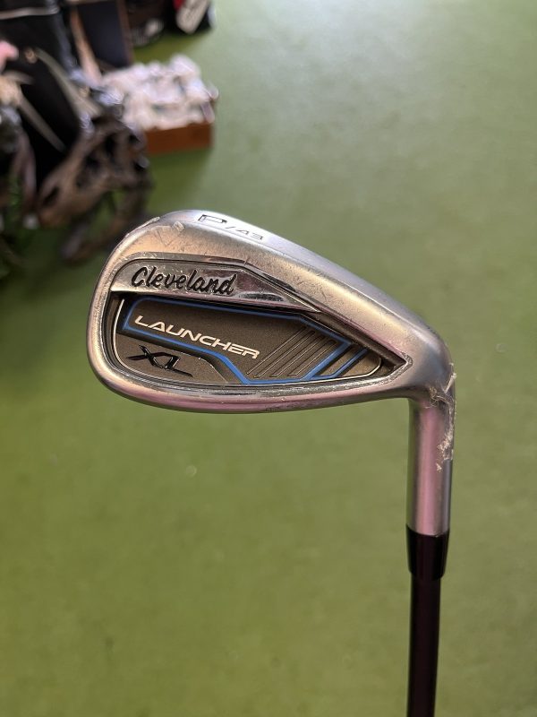 Cleveland Launcher XL 43° Pitching Wedge Catalyst 60g 5.5 Regular Flex