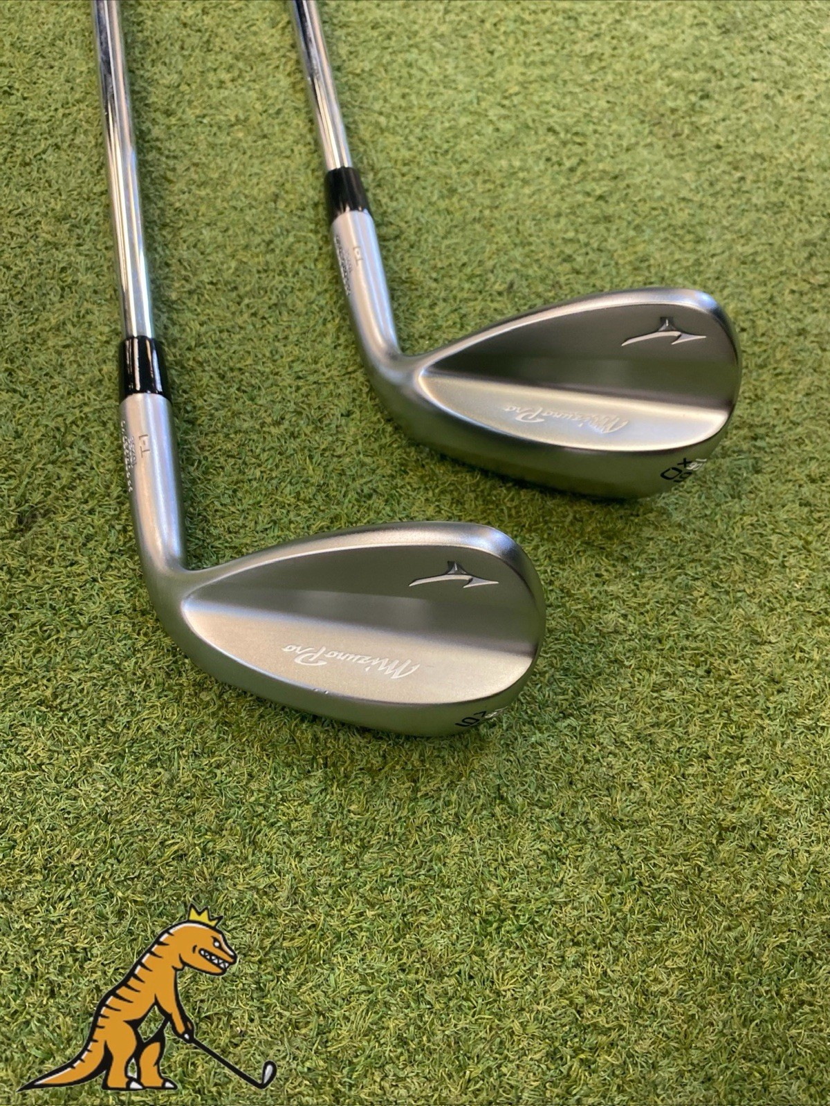 Mint Mizuno Pro T-1 Wedge Set 56*, 60* Dynamic Gold Tour Issue Steel