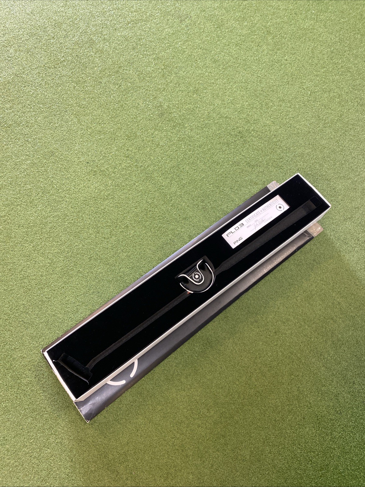 Mint Ping PLD 3 #500 35” Mallet Putter With Box - Image 10