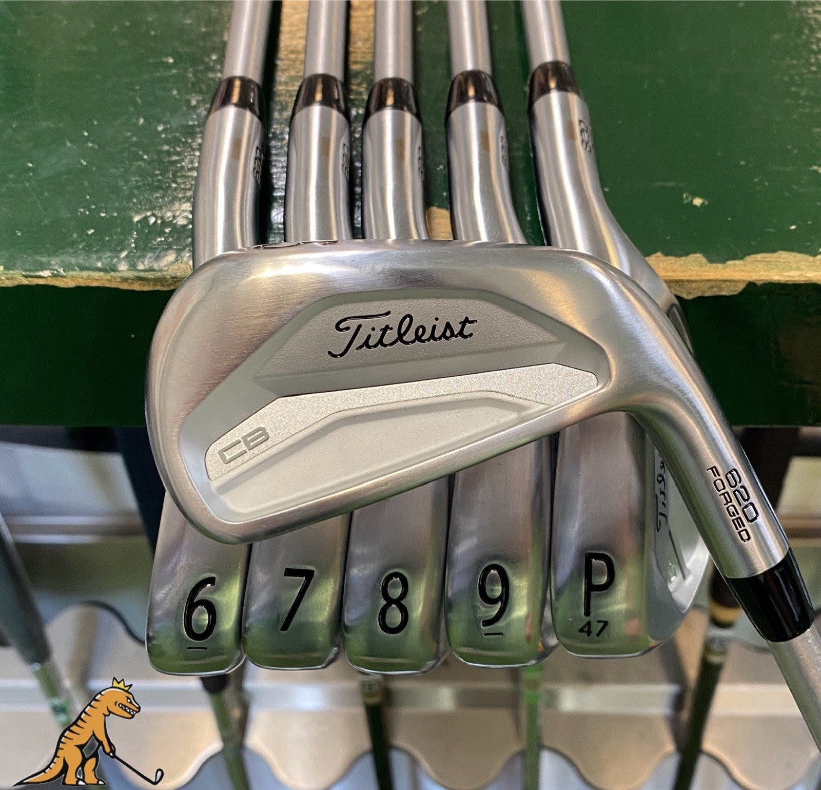 RH Titleist 620 Forged CB Iron Set 5-PW KBS Tour C-Taper 120g Stiff Flex