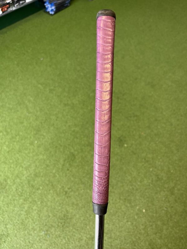 Scotty Cameron Circle T TN2 Newport 2 Blade Putter - Image 9