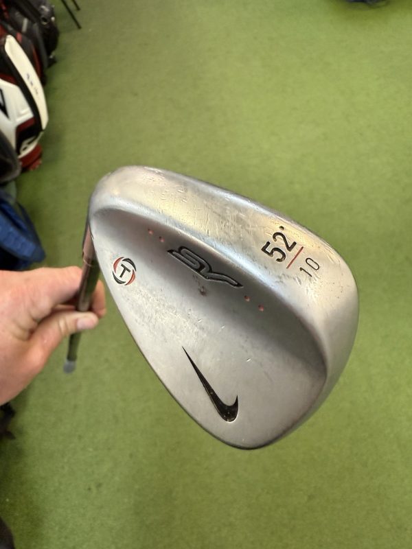 Used Nike SV 52° Wedge Left Handed “T” KBS Tour Custom Series black Shaft - Image 4