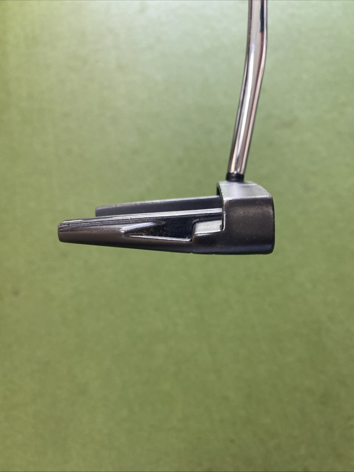 Used RH Cobra Nova 35” Mallet Putter - Image 5