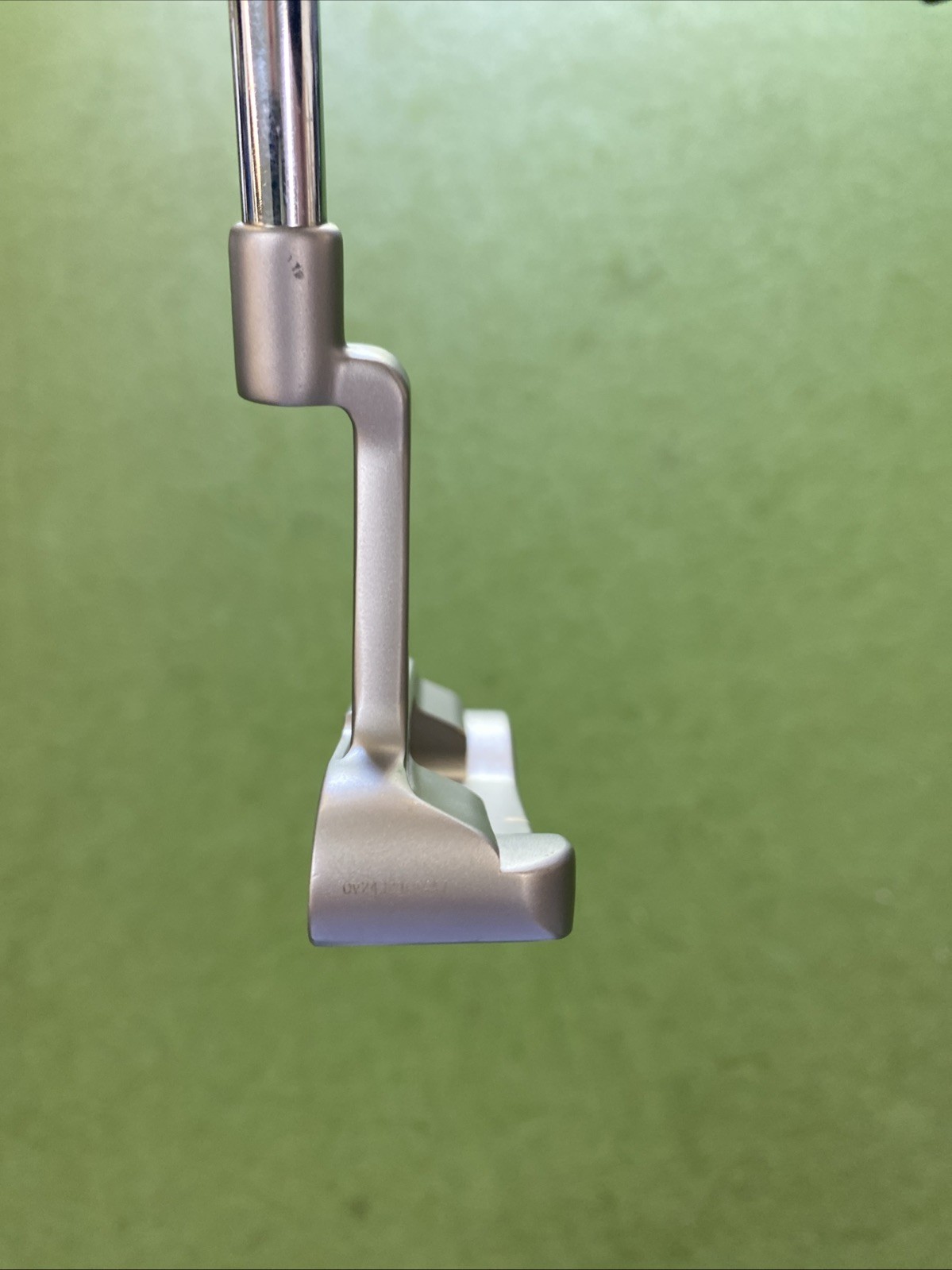 Used RH Odyssey Ai-One #1 Silver 35” Putter + HC - Image 4