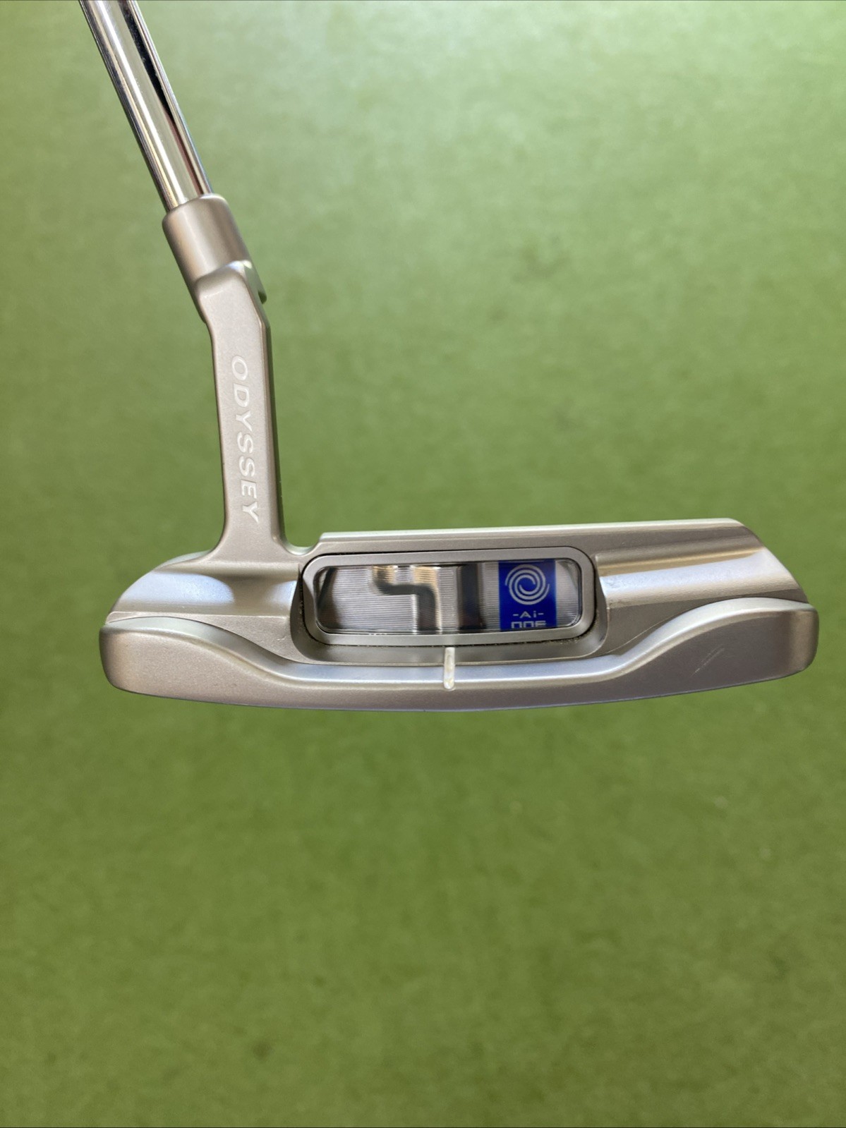 Used RH Odyssey Ai-One #1 Silver 35” Putter + HC - Image 6
