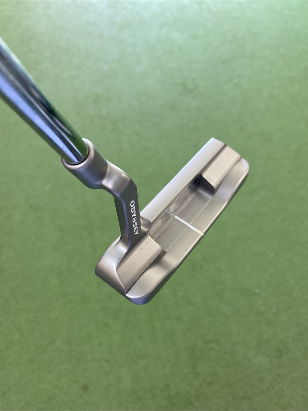 Used RH Odyssey Ai-One #1 Silver 35” Putter + HC - Image 7
