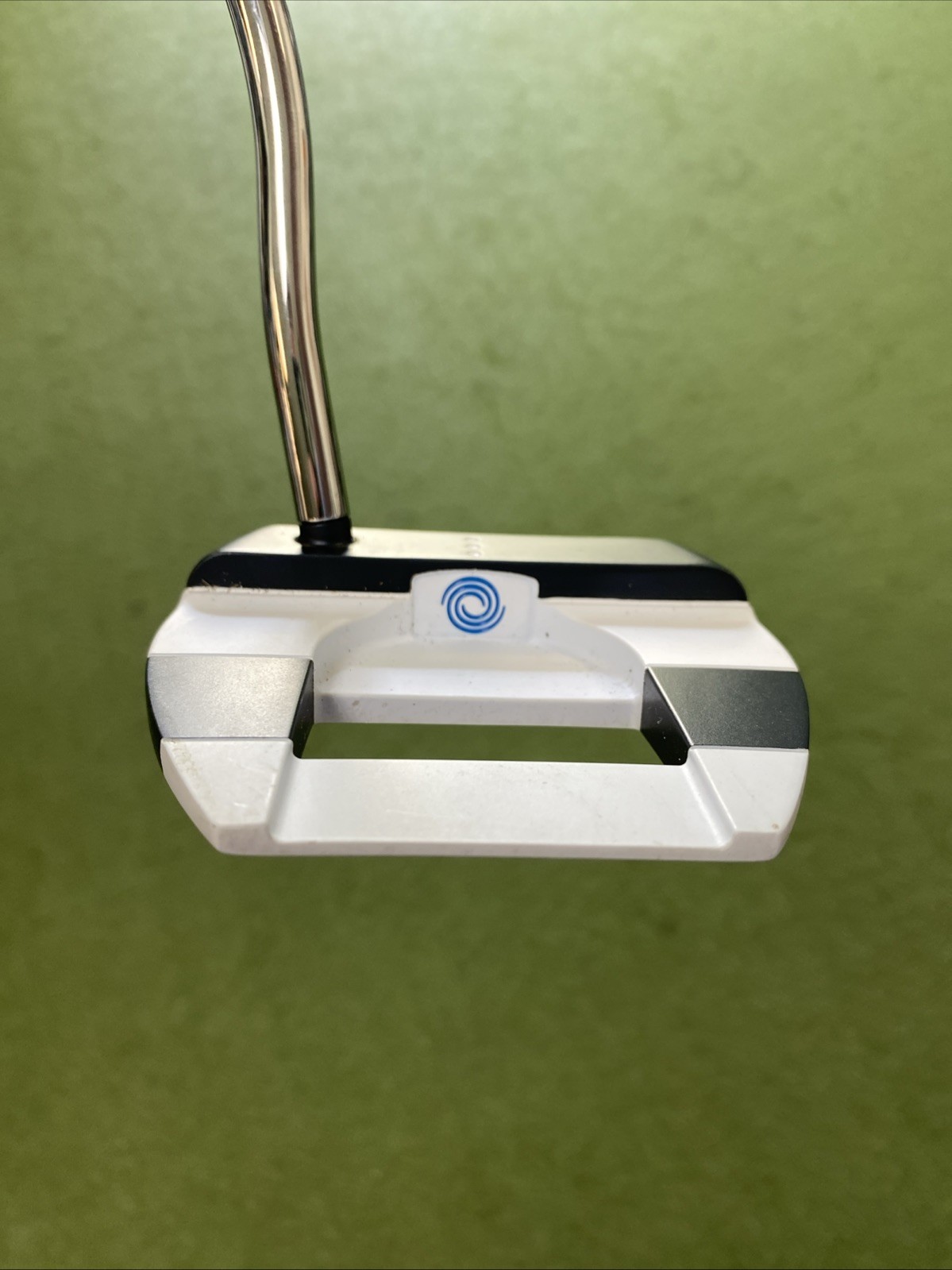 Used RH Odyssey Ai-One Cruiser Jailbird 37” Mallet Putter Counter Balance - Image 6