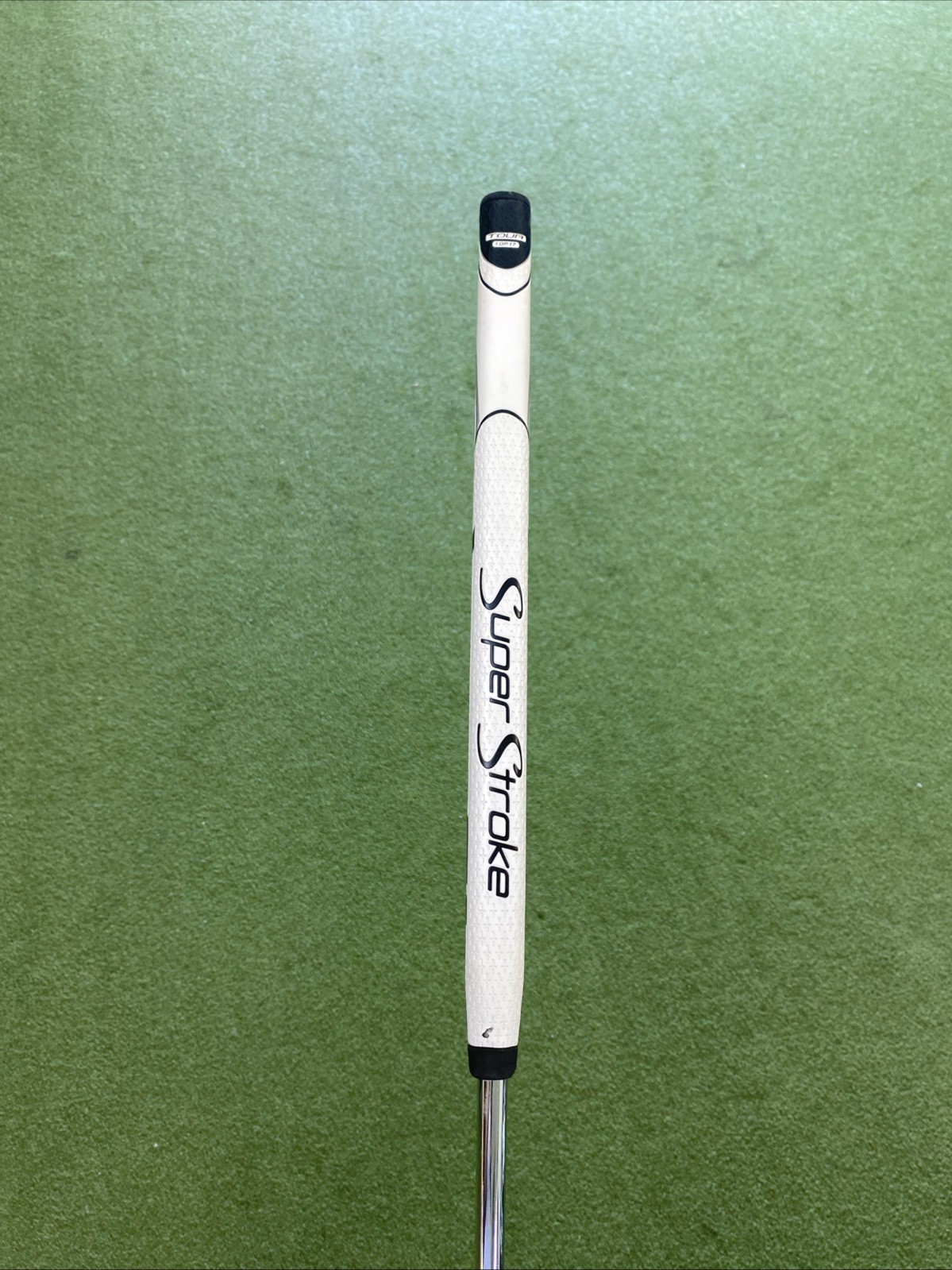 Used RH Odyssey Ai-One Cruiser Jailbird 37” Mallet Putter Counter Balance - Image 9