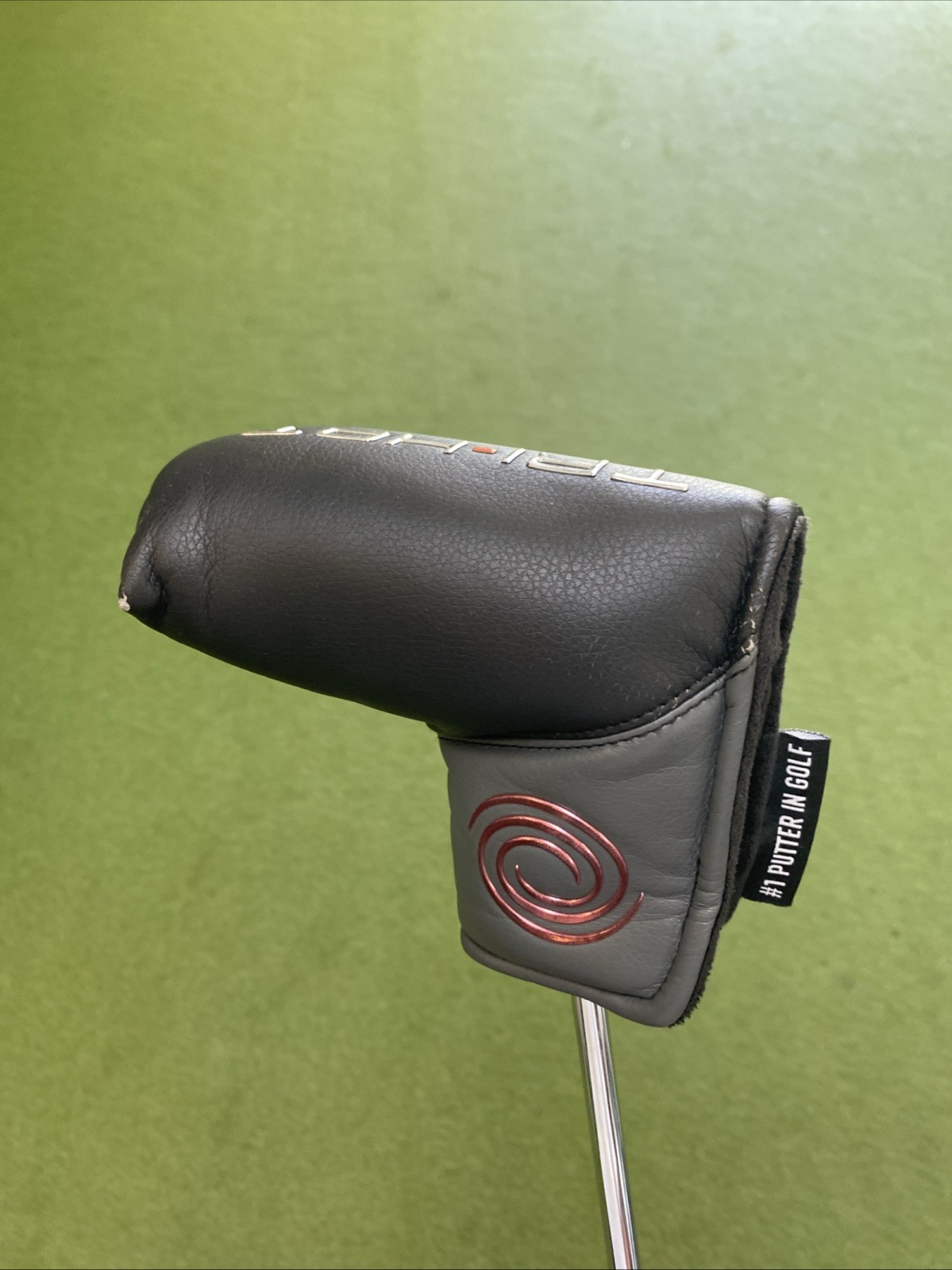 Used RH Odyssey Tri-Hot 5K One 35” Blade Putter - Image 12