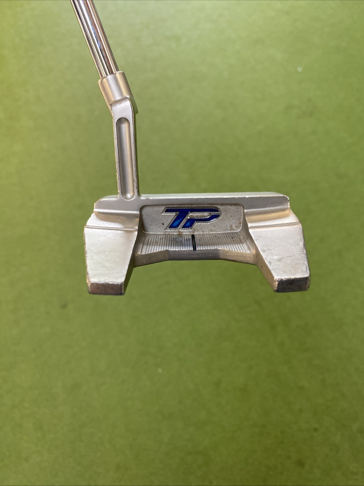 Used RH TaylorMade TP Collectiok Bandon 1 35” Mallet Putter - Image 6