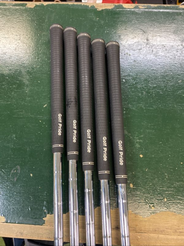 Used RH Titleist 620 MB Forged Iron Set 6-PW Dynamic Gold Tour Issue S400 Steel - Image 17