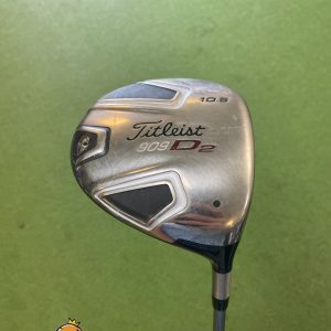 Used RH Titleist 909 D2 10.5* Driver Diamana Blue 65g Graphite Stiff Flex