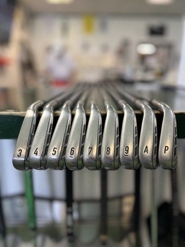 Callaway RAZR 3-PW + AW Iron Set S300