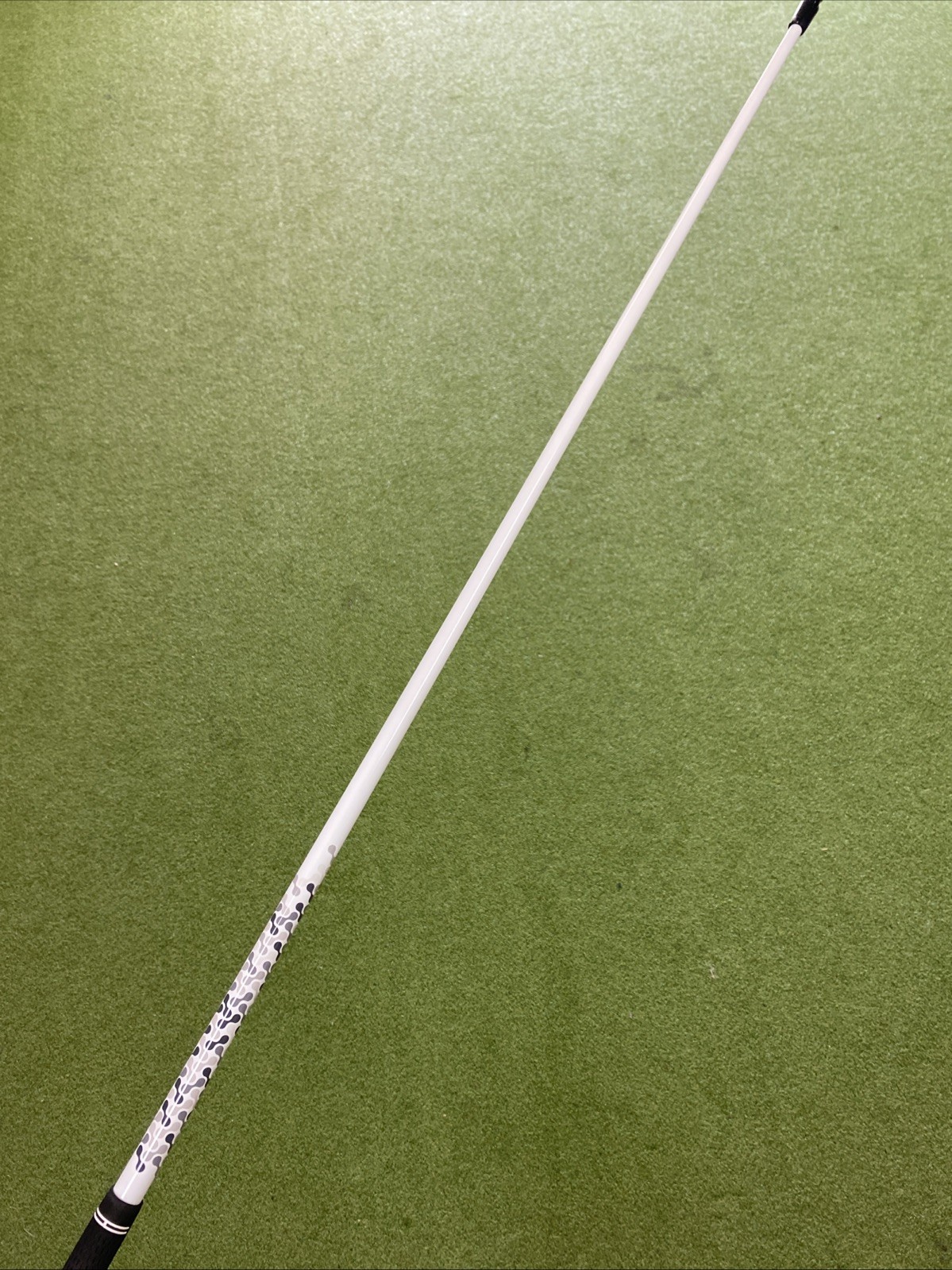 Fujikura Atmos Tour Spec Black Driver Shaft 7X 70g Extra Stiff Graphite - Image 8