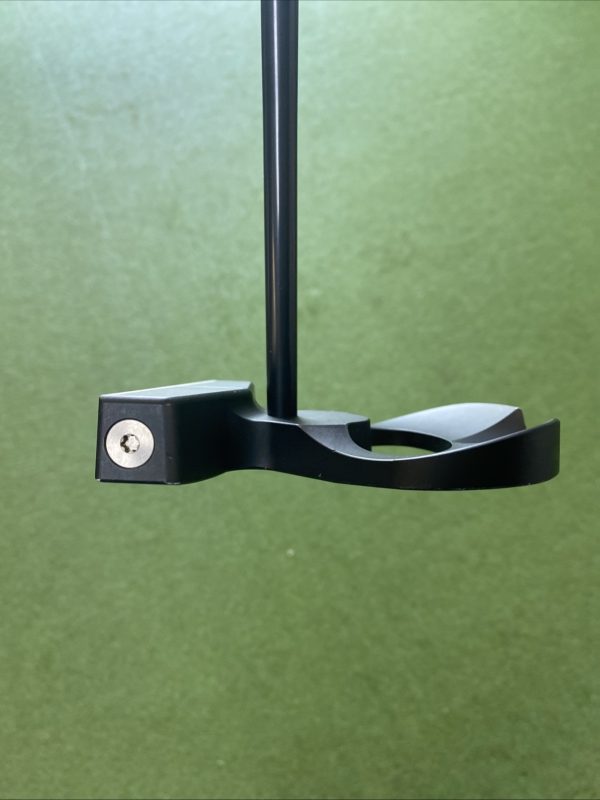 LAB Golf DIrected Force 2.1 46” Broomstick Putter + HC L.A.B. Golf - Image 4