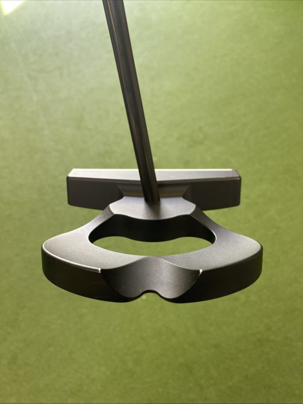 LAB Golf DIrected Force 2.1 46” Broomstick Putter + HC L.A.B. Golf - Image 6