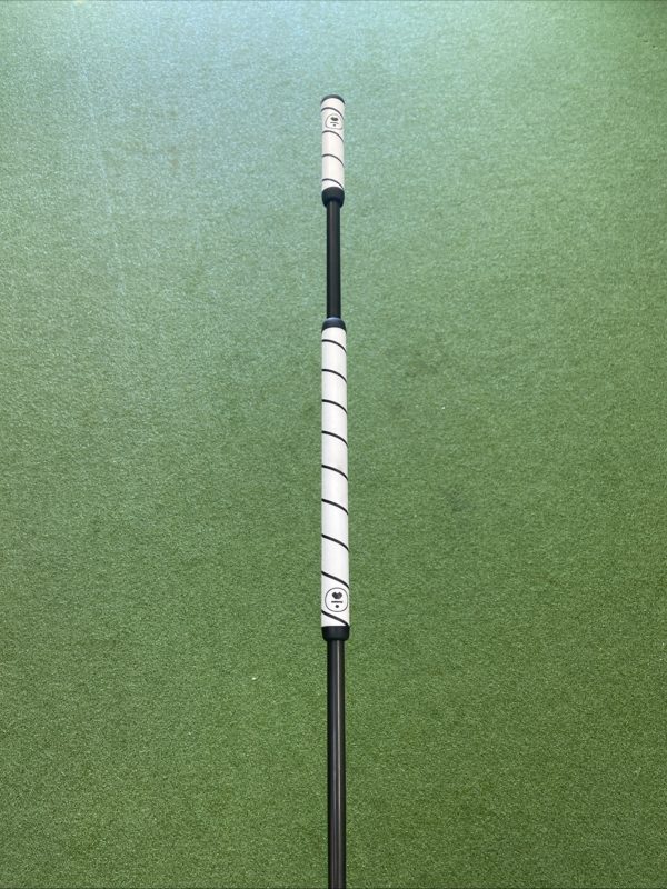 LAB Golf DIrected Force 2.1 46” Broomstick Putter + HC L.A.B. Golf - Image 8