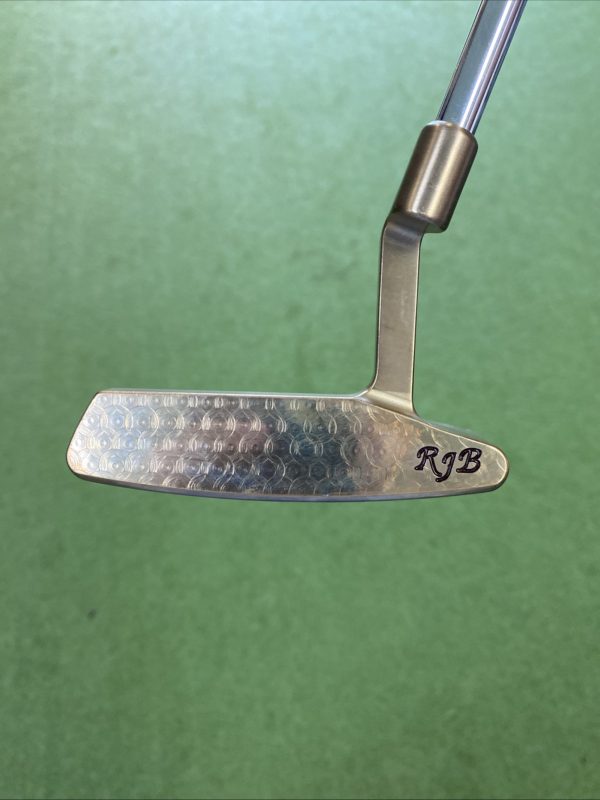 Mint Bettinardi 3/4 Copper 35” Putter 3 Of 7 - Image 3