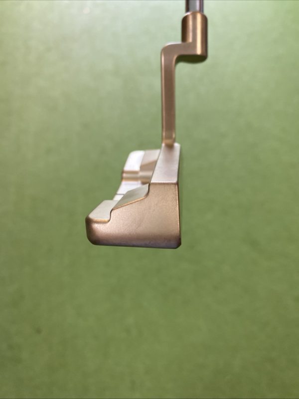 Mint Bettinardi 3/4 Copper 35” Putter 3 Of 7 - Image 5