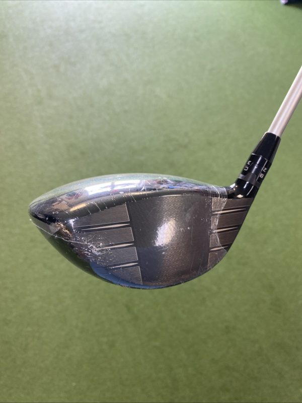 New Titleist TSR1 10* Driver Mitsubishi MMT 40g Graphite Regular Flex - Image 5